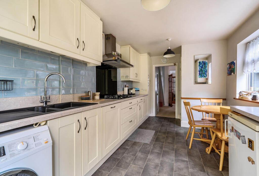 1340100-4-68a30c6...