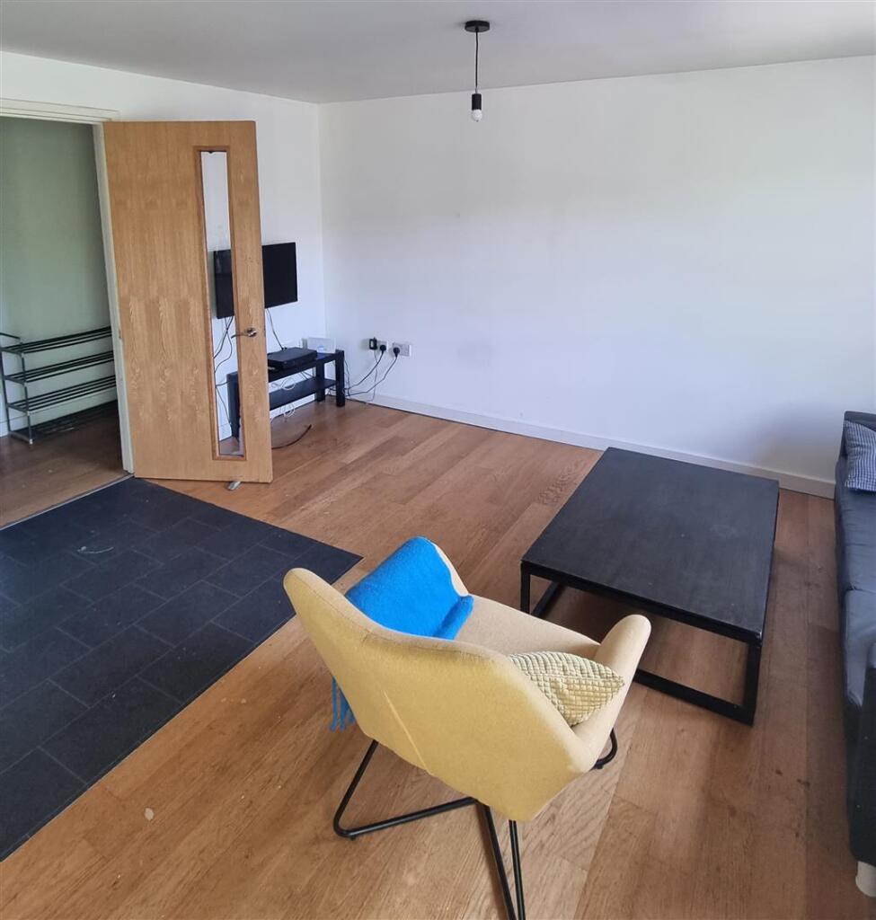 Living Area (2).jpg