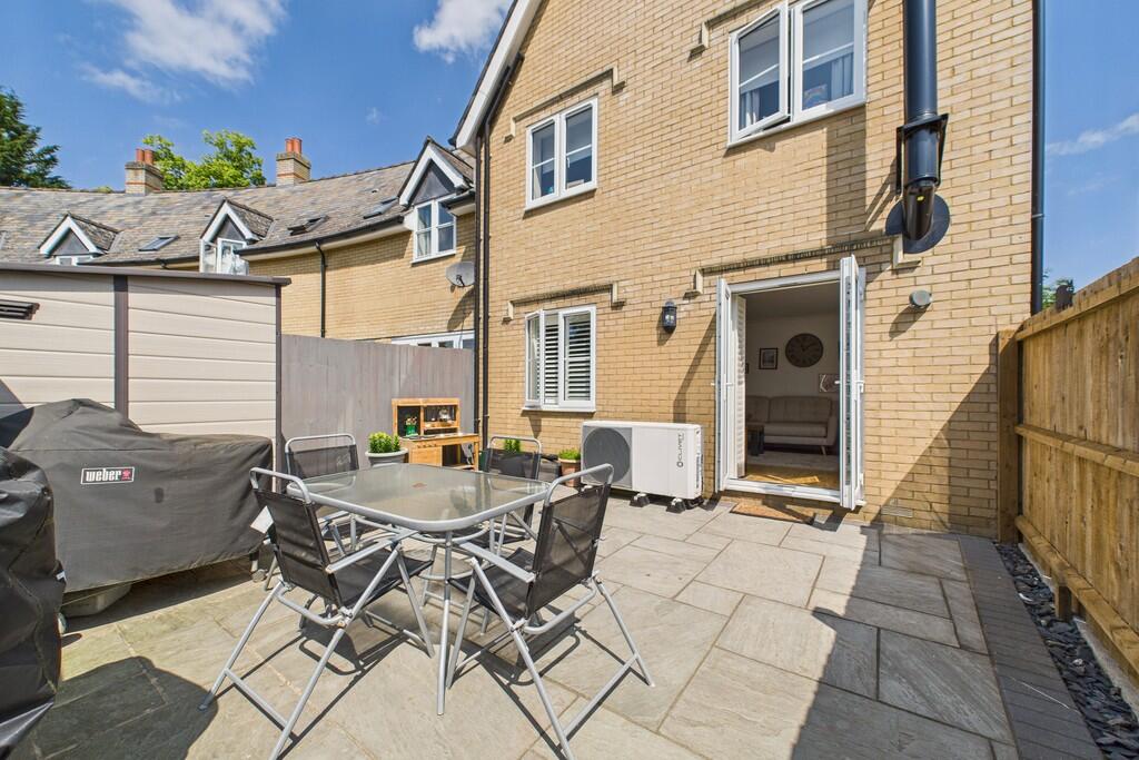 CAM01689G0-PR0474...