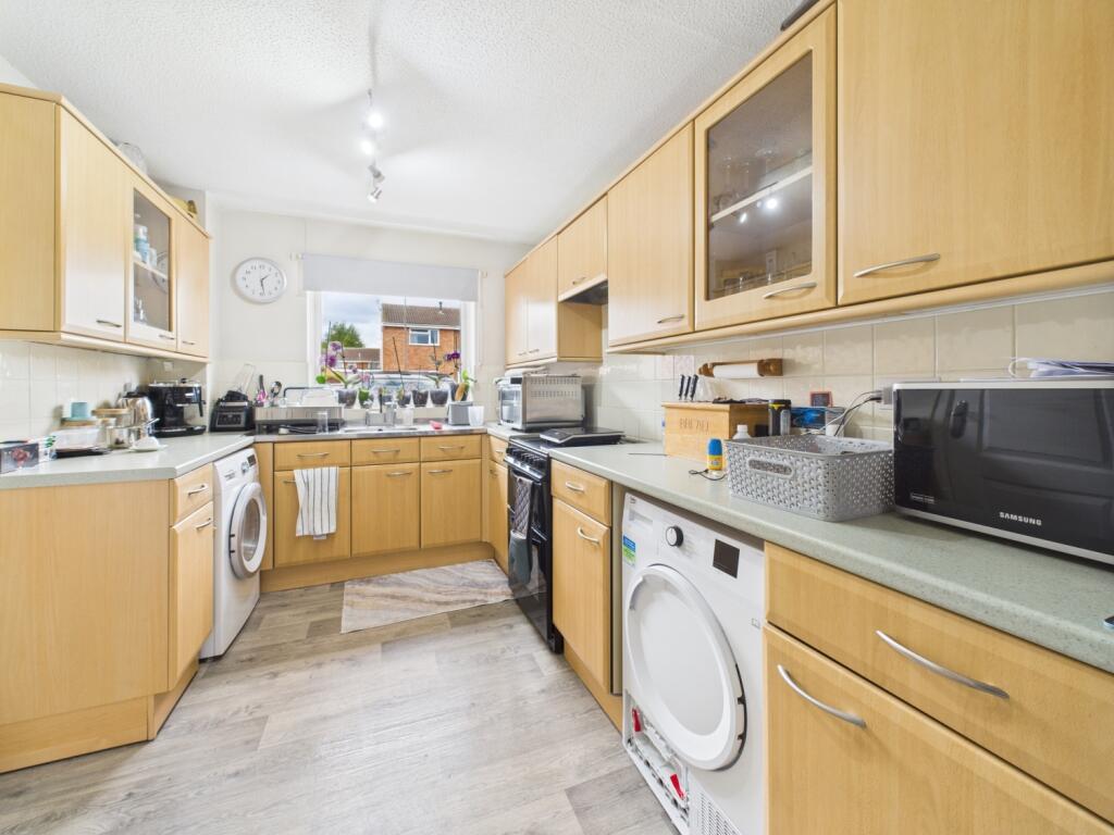 CAM01791G0-PR0183-STILL013