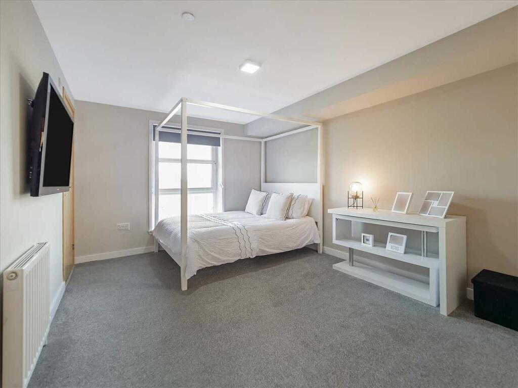 Bedroom One (1)