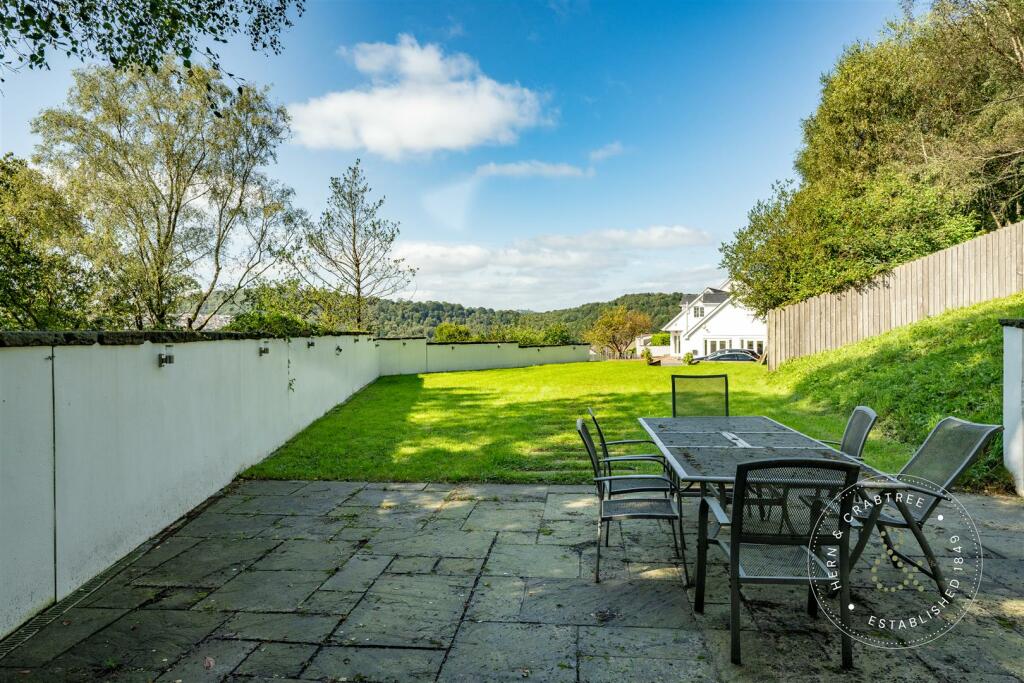 Pencoed Avenue, External, HC (21).jpg