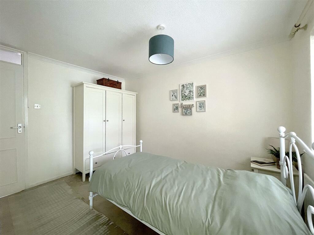 Bedroom One (3).jpeg