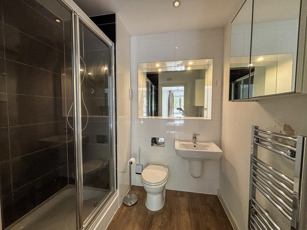 Ensuite