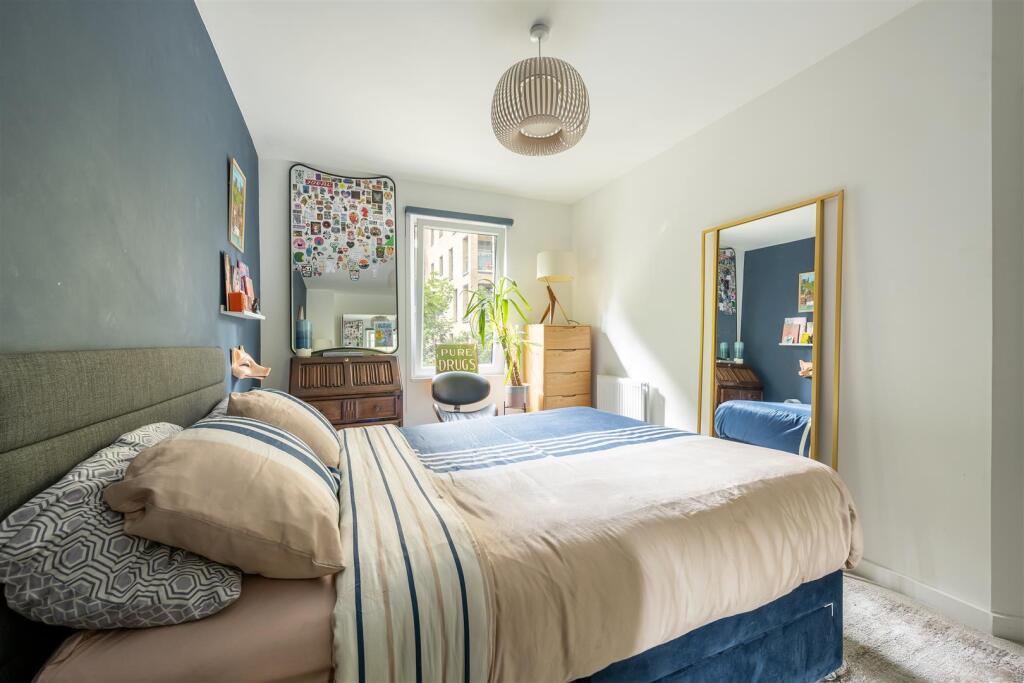 Bedroom-2.jpg