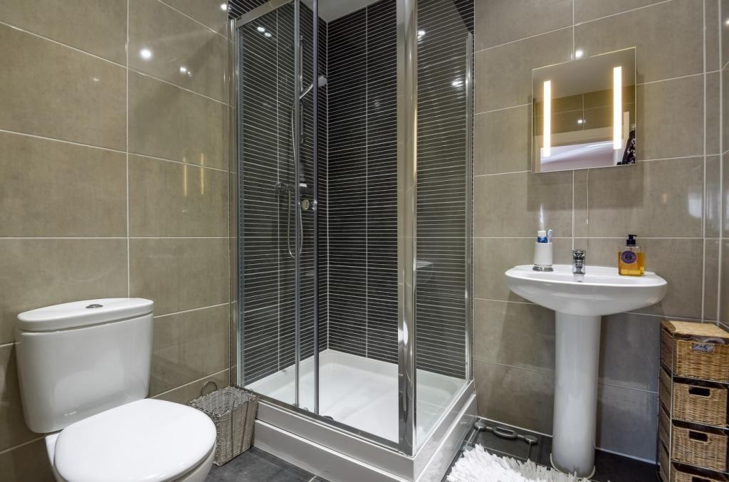 Shower room House to