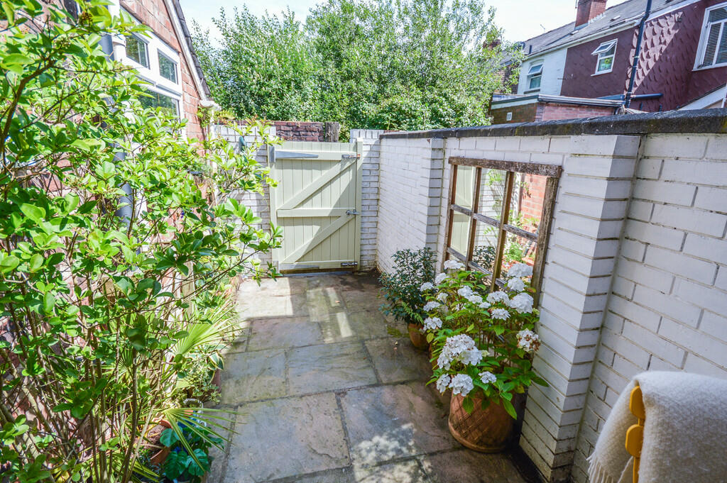 Rear Patio Garden...