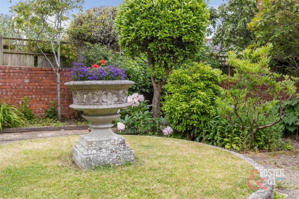 Raphael Road, 29-023.jpg