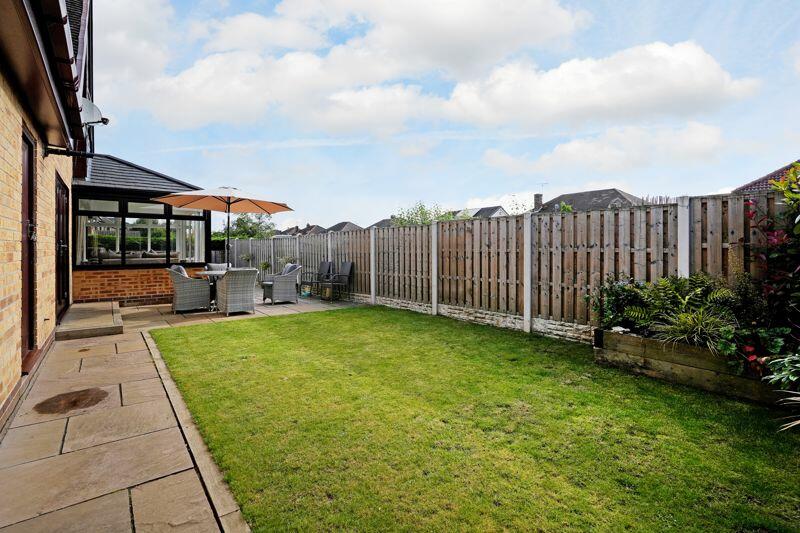 Patio &amp; Rear Garden 