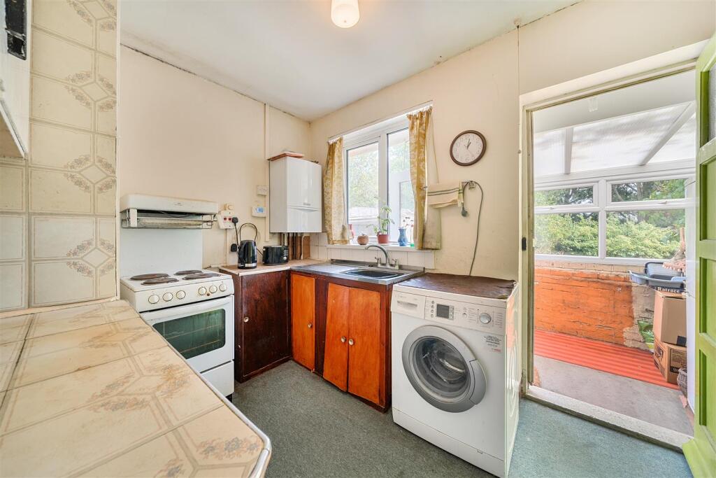 103 McKinnell Crescent (11).jpg