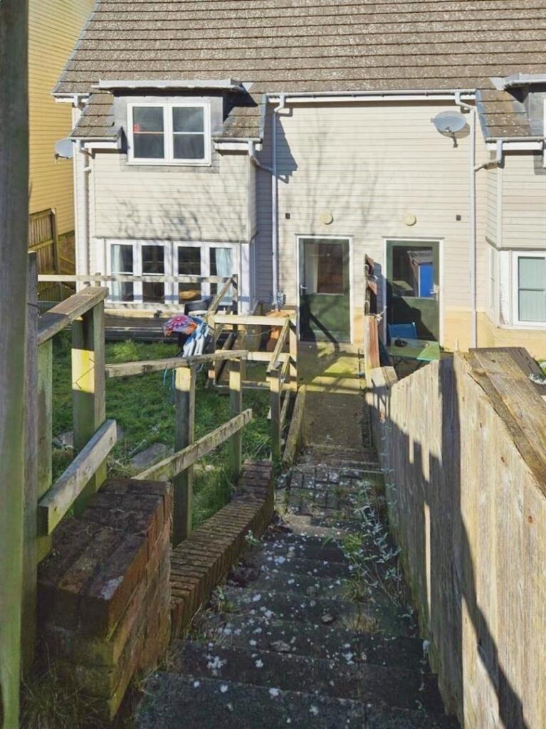 0ea6d16d-5-41E0-9518-ADCF748091AB-2208-000000FCB0E