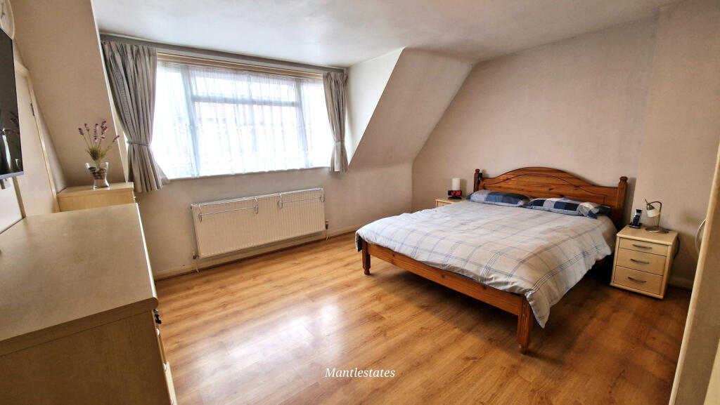 2 Bedroom Semi Detached House