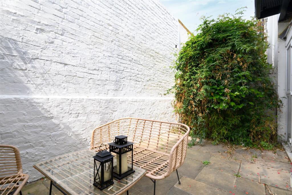Patio-garden - St Mary's Terrace.jpeg
