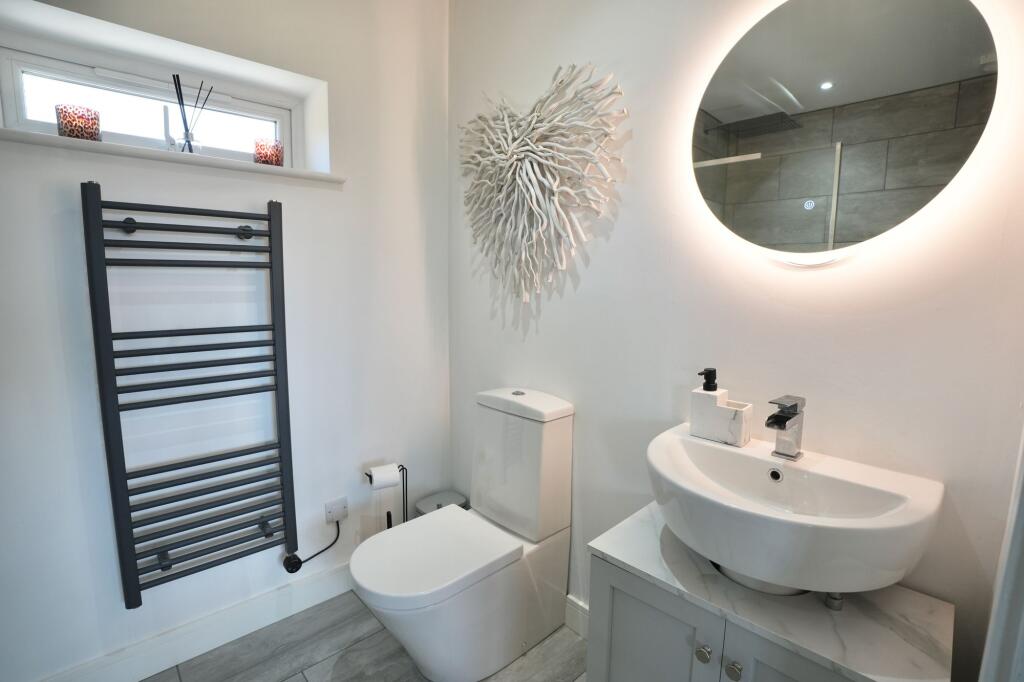 En-Suite Shower Room