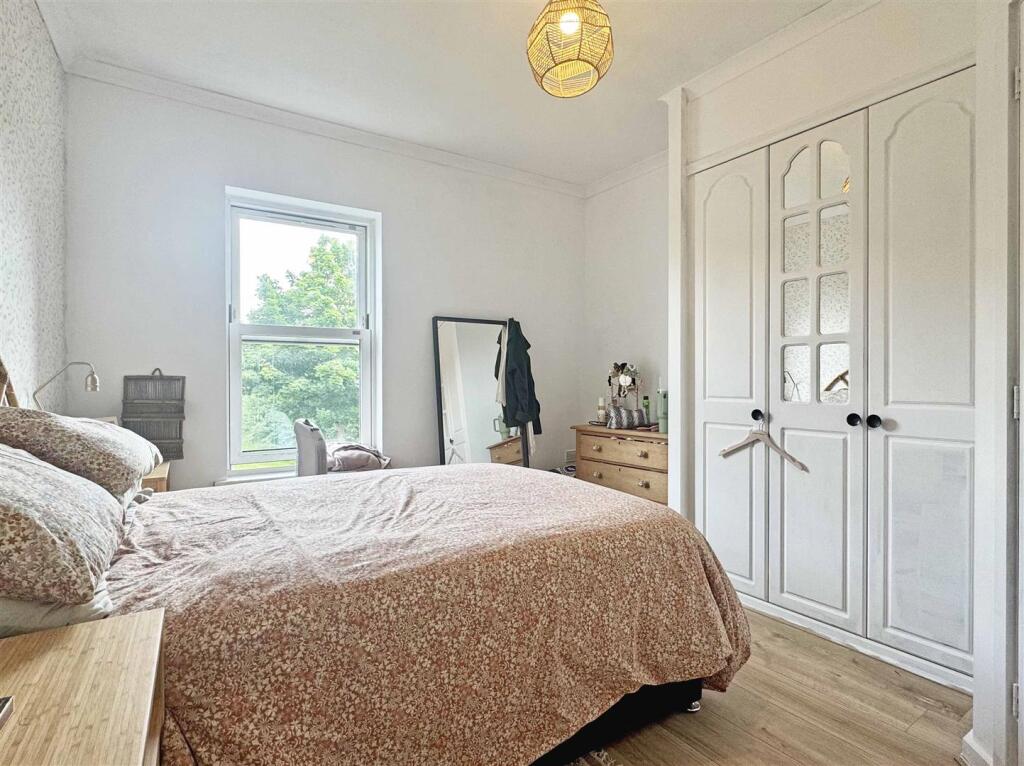 Master Bedroom.jpg