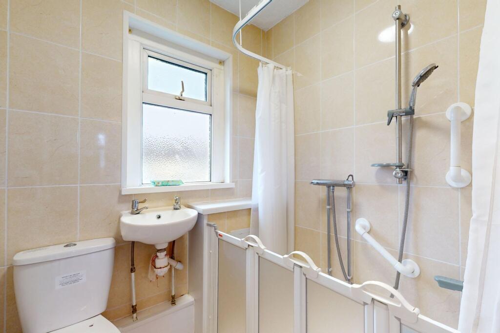 75 Norbury Road, Cardiff, CF5 3AT