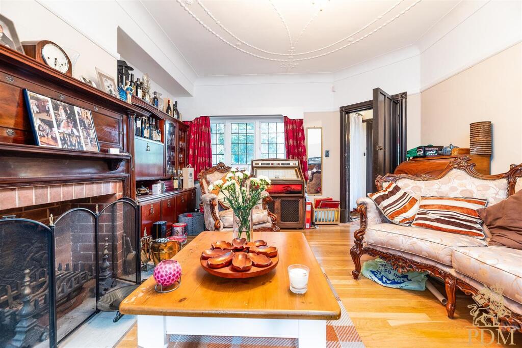 12a Thorncliffe Road (27 of 51).jpg