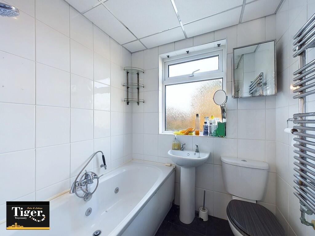 CAM03440G0-PR0252...