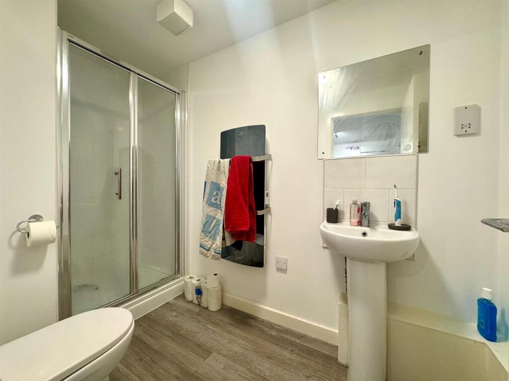 Bathroom.jpeg