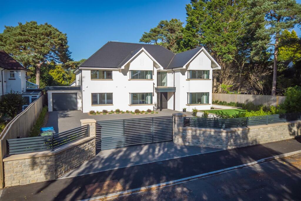 11 Newton Road
