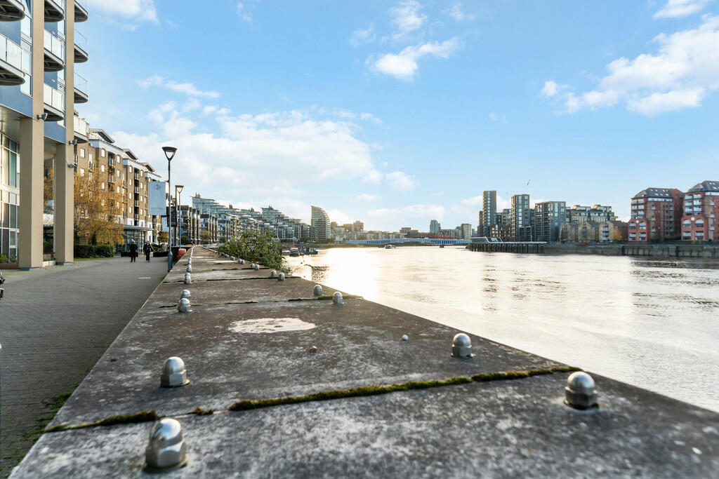 80 Orbis Wharf Ph...