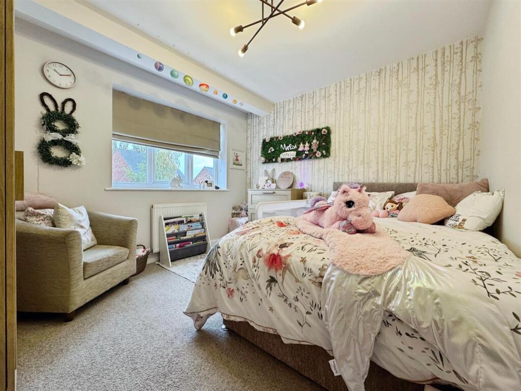 21146244--477E-BED5-15CE37BB630E-39662-0000193B2ED
