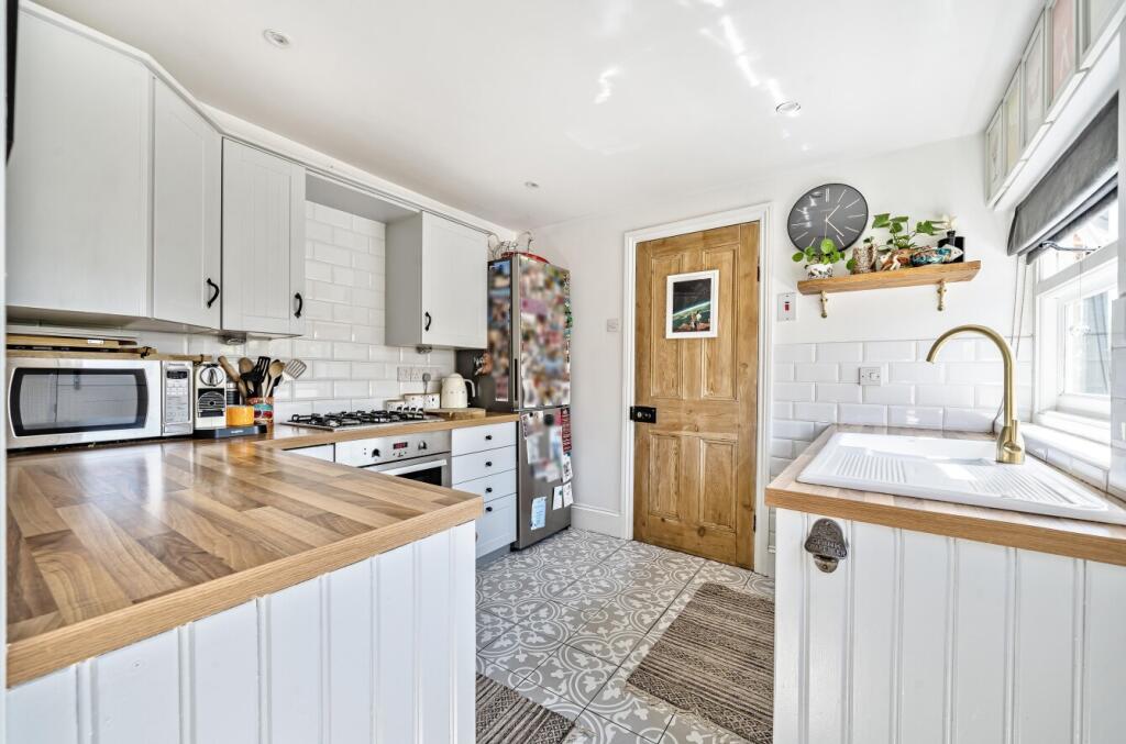 1290138-17-682494...