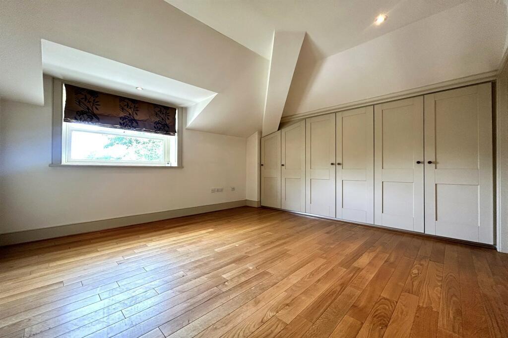 15581_373163_IMG_...