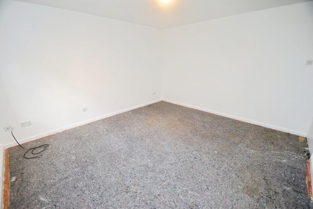 a32d97e5-Lounge 2...