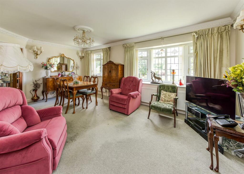 Holly Trees Lodge-Lounge A.jpg
