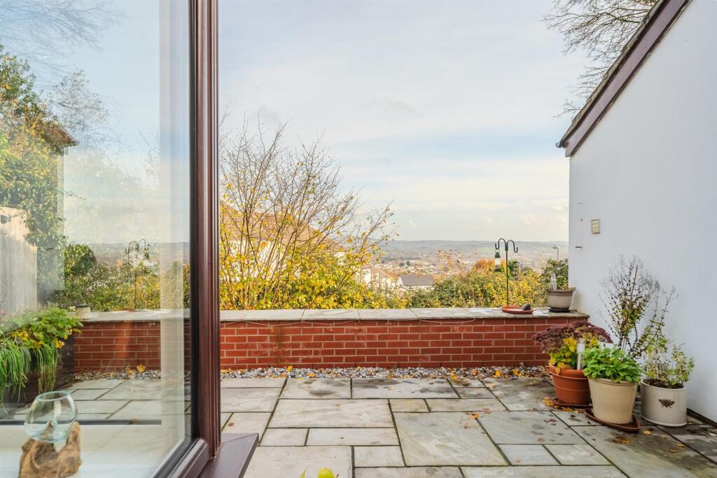 57 Oaklands View-24.jpg