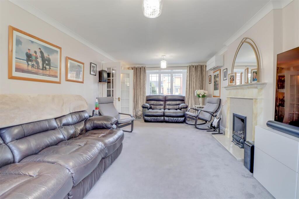 23 TWINSTEAD 2025-3.jpg