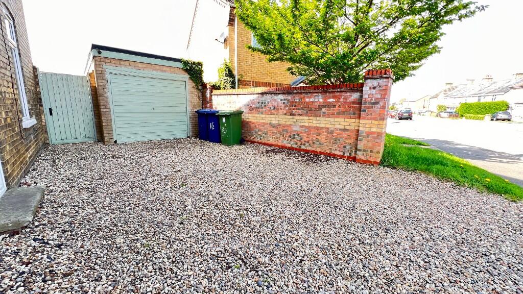 Garage.