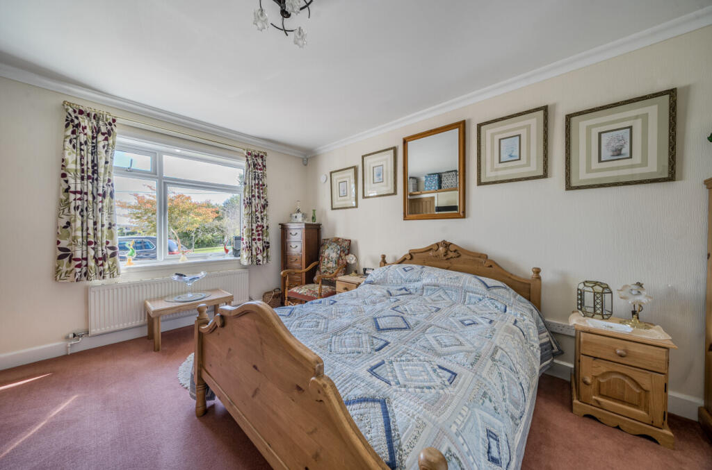 1358992-3-68d5622...