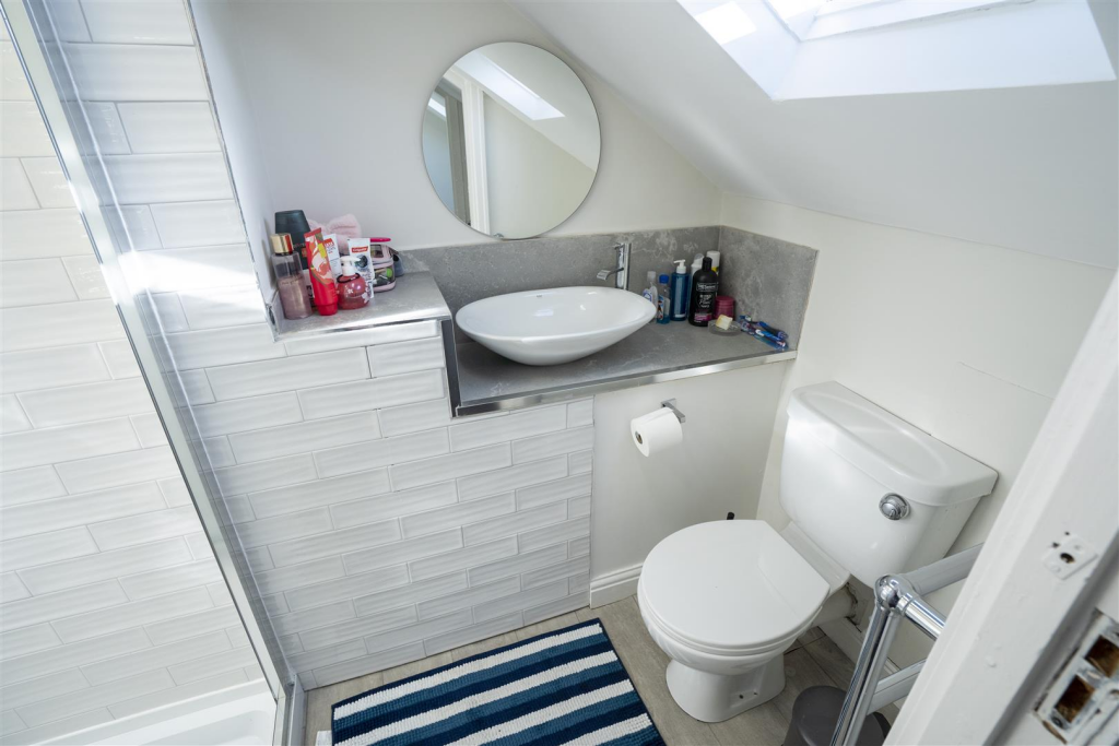 Bedroom3ensuite.png