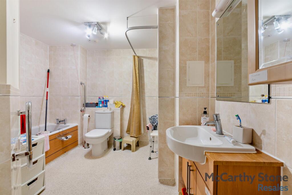 8668374-interior12-800.jpg