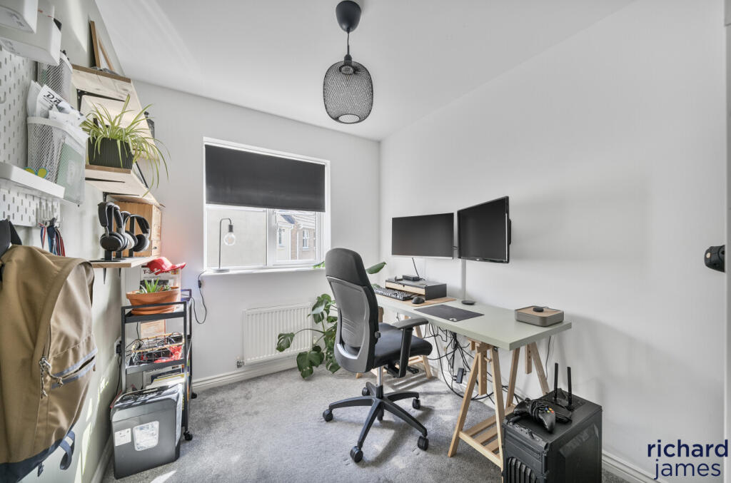 42b08d019efb4b049fdffb0cef474e76