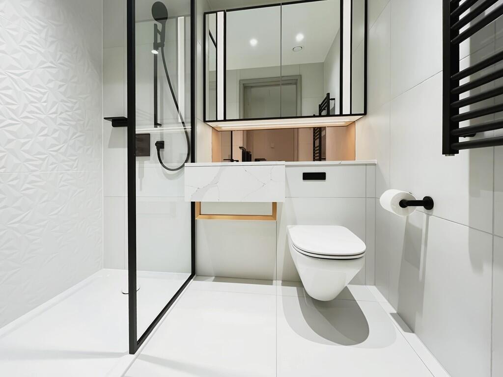 5042b2f9-IMG-2025...