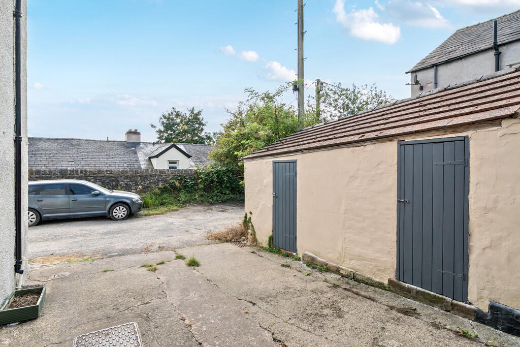 Outhouse Store Ro...