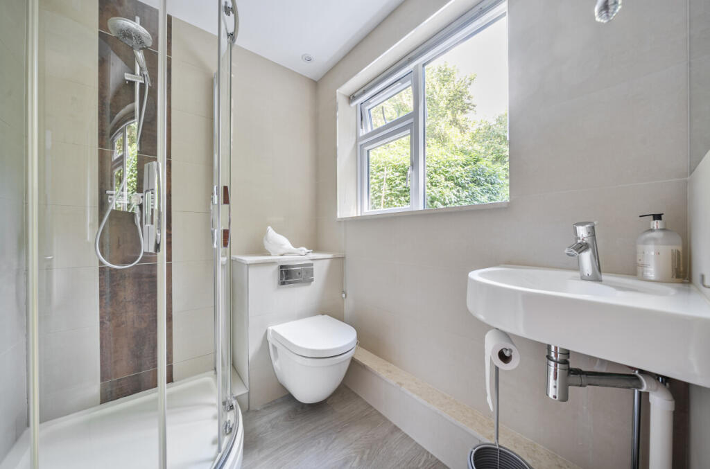 Ground Floor Shower