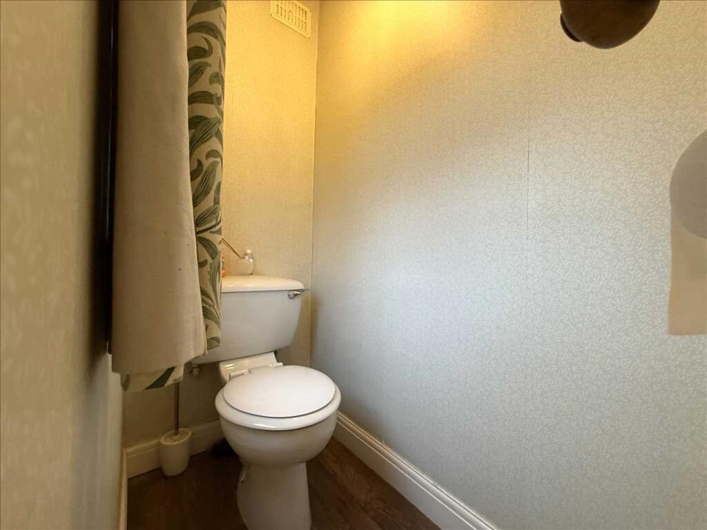 First Floor W.C.