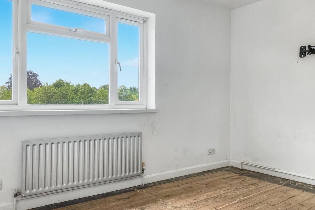 46 Mayplace Avenue, Crayford, Dartford, DA1 4PG