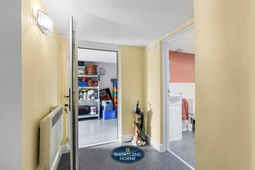 25 Brookside Avenue, Stretton WM (33 of 54).jpg