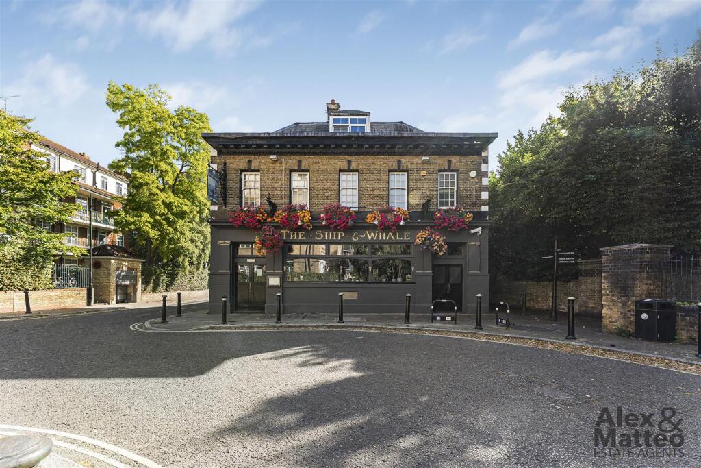 Chandlers Court