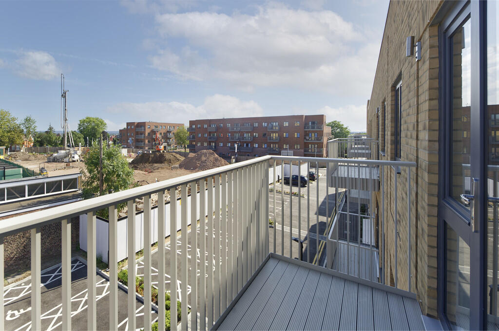 flat 14 snowdrop ...