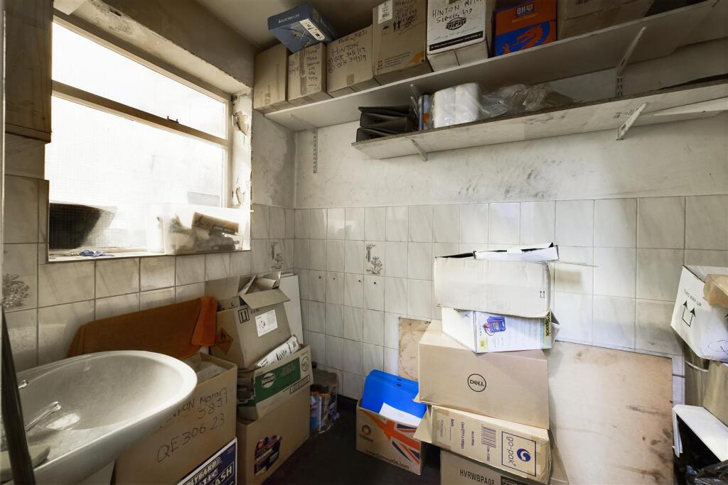 3 - 5 Hinton Road, Greenbank, Bristol BS5 6HA |Fre