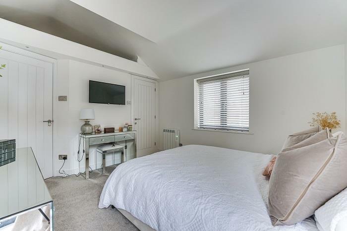 5 St George's Mews-9.jpg