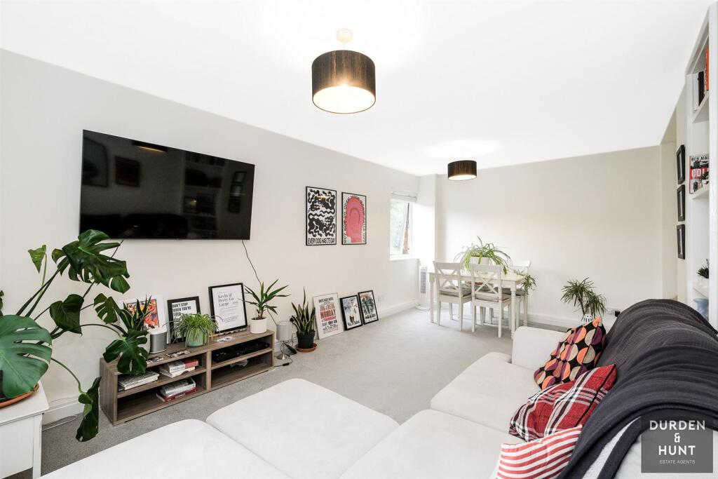 Deepdene Close-12.jpg