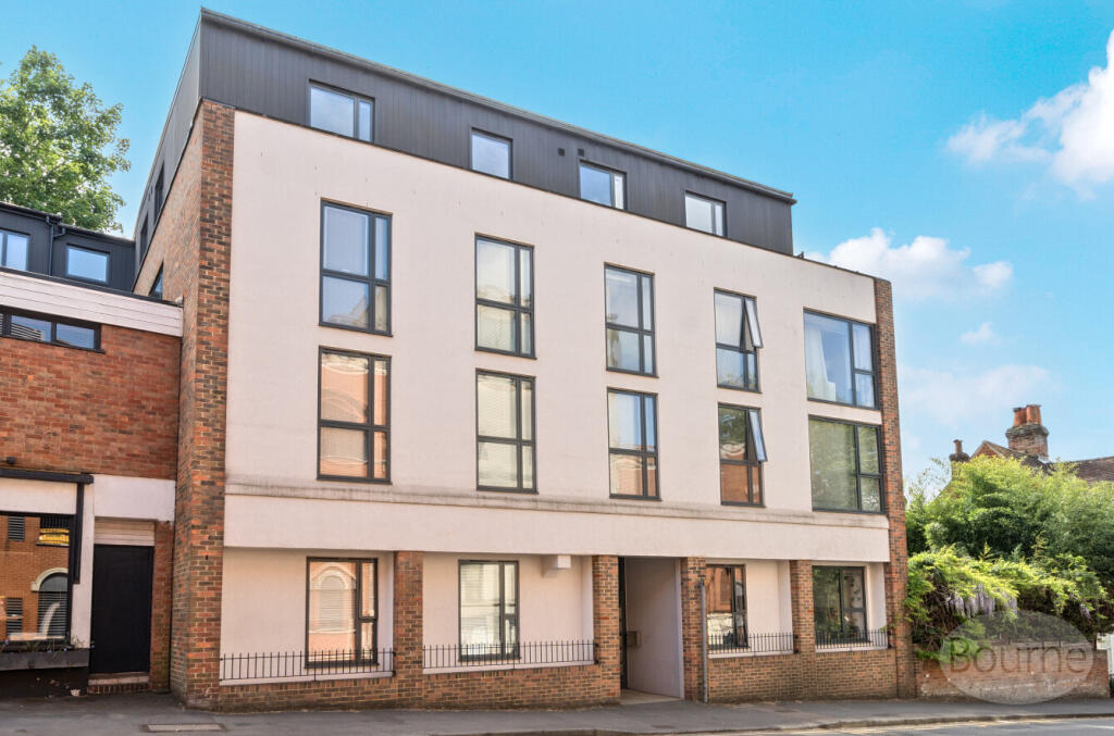 d932420f-7f49-4ff...