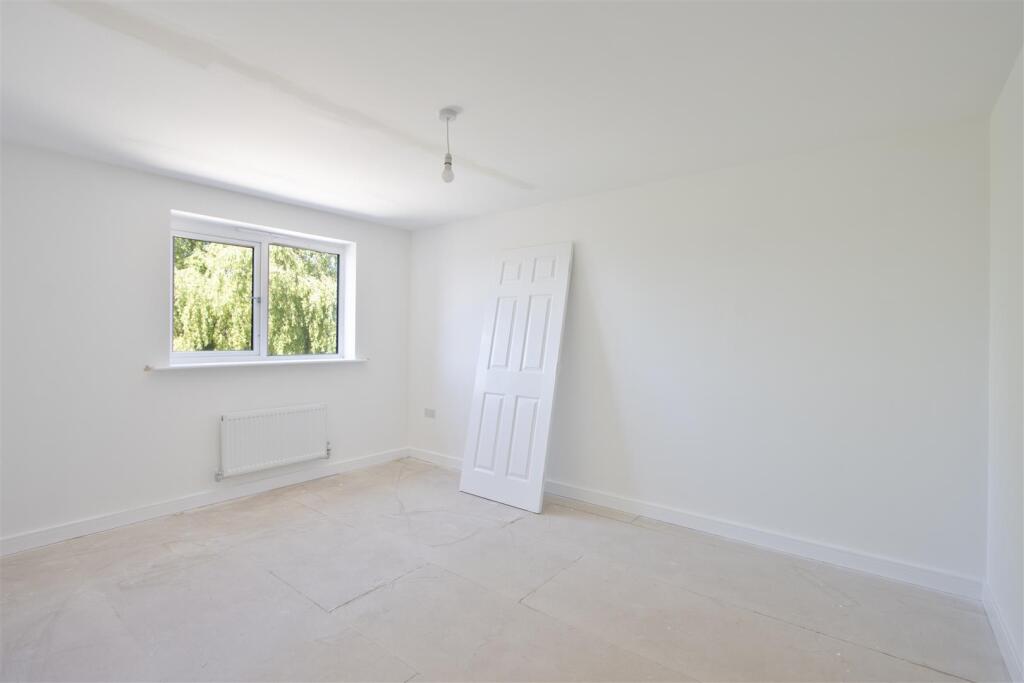 Bedroom 2.jpg